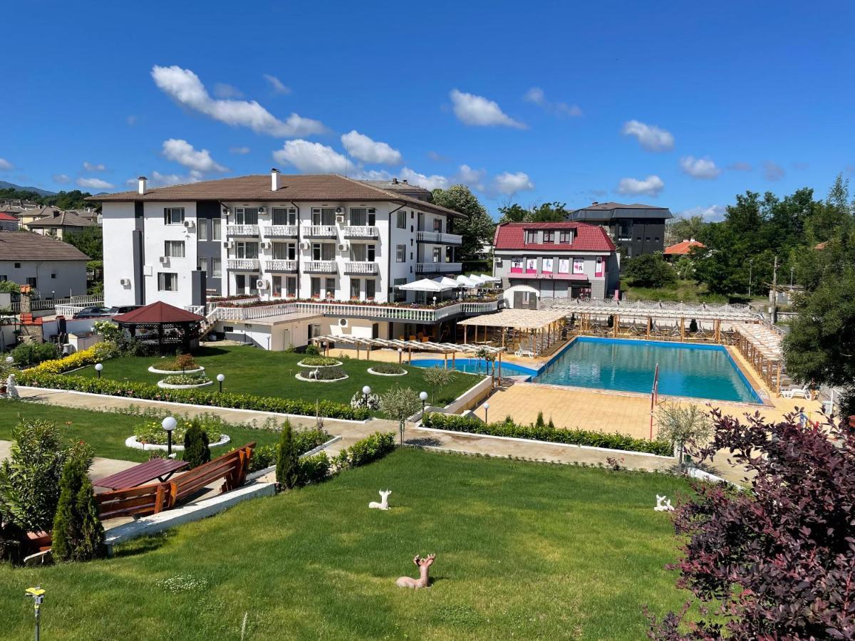 Hotel Elit 키르코보 외부 사진