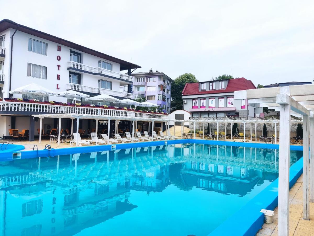 Hotel Elit 키르코보 외부 사진