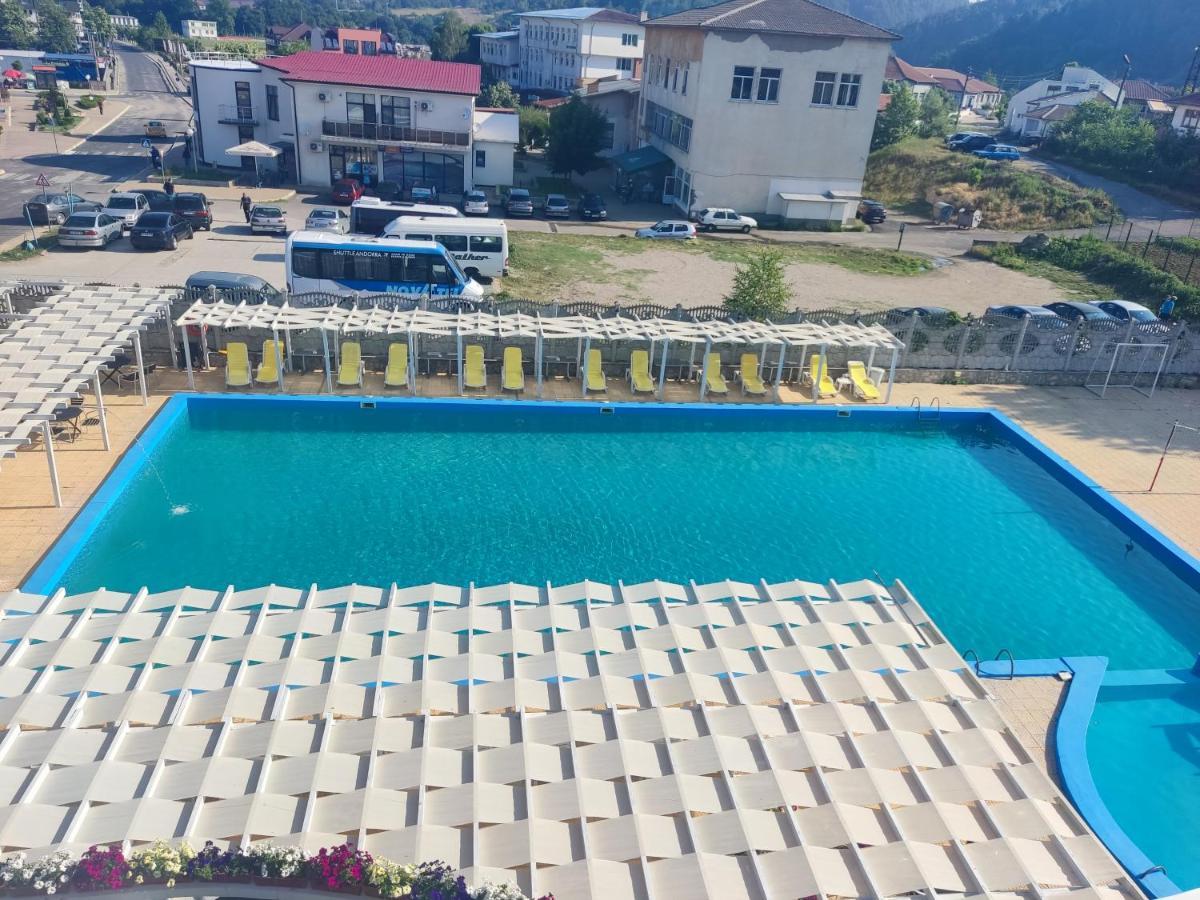Hotel Elit 키르코보 외부 사진