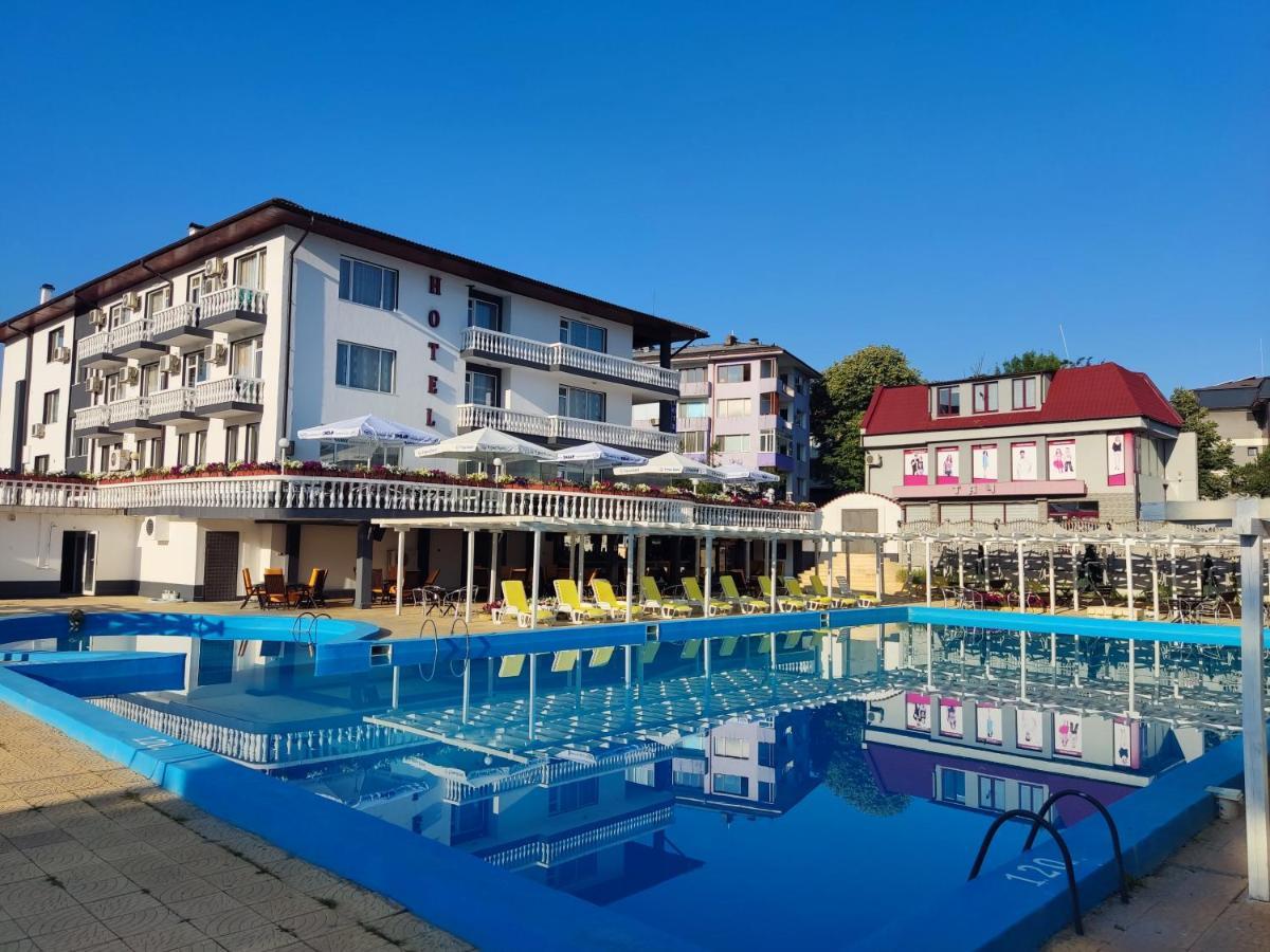 Hotel Elit 키르코보 외부 사진