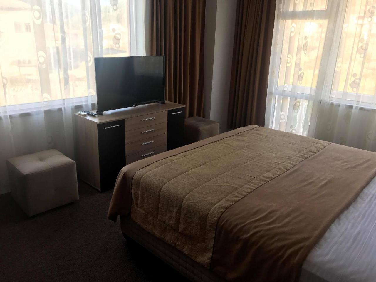 Hotel Elit 키르코보 외부 사진